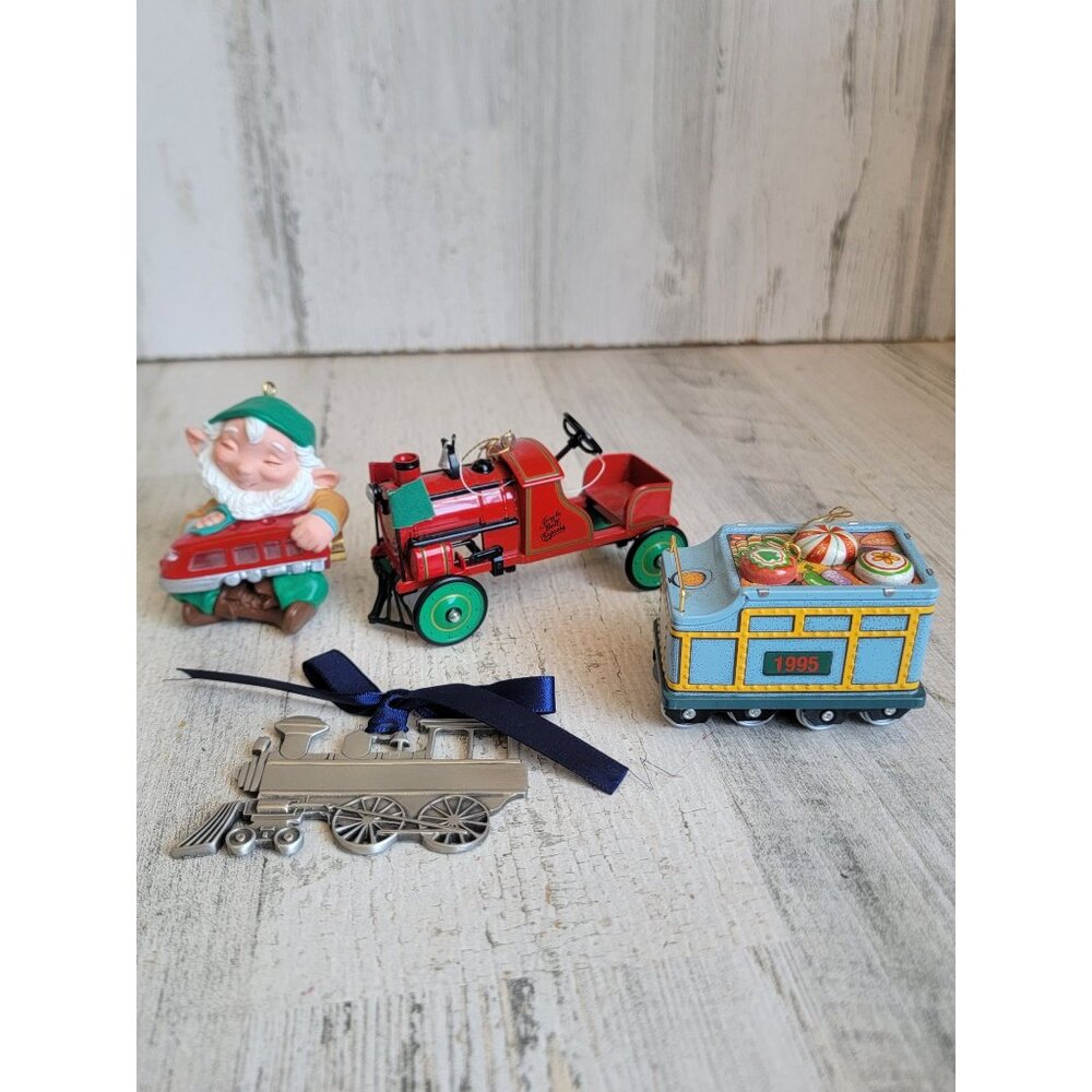 Train variety caboose elf ornament Xmas set